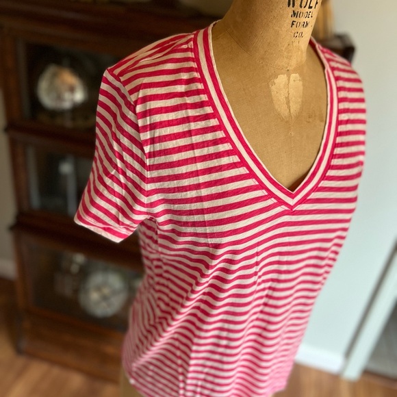 LOFT v neck striped tee - Picture 6 of 6